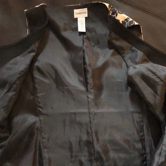 CHICO Black Vest with black & tan/gold patterned back 💐 - Picture 9 of 11